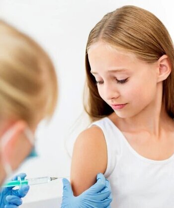 Ndryshon kalendari i detyrueshëm i vaksinave. ISHP: Hyn vaksina ndaj HPV për vajzat 13 vjeç 